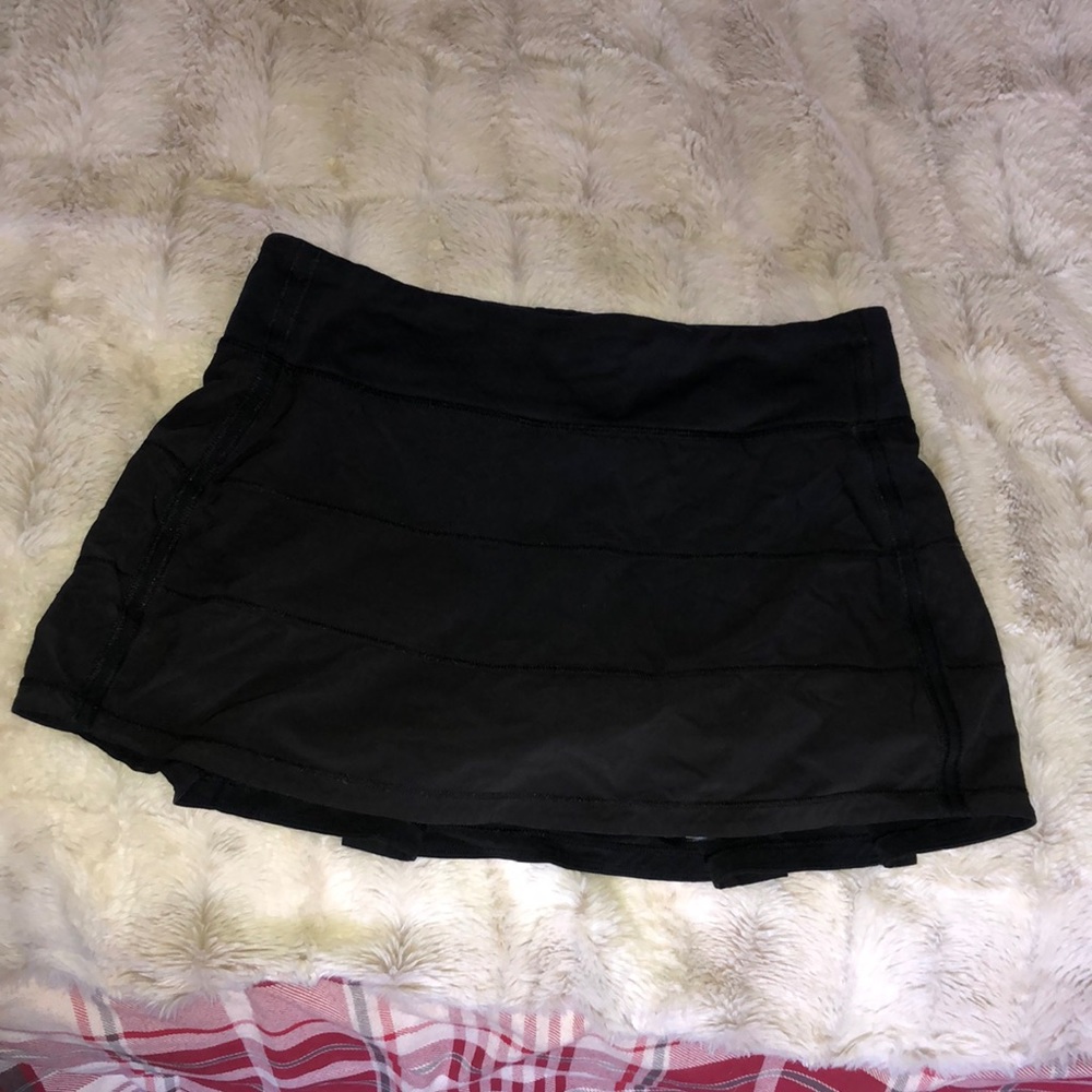 Lululemon Pace Rival Black skirt size 6 Regular